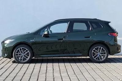 BMW Seria 2 225e xDrive M Sport sport-aut