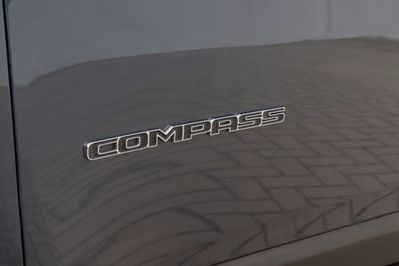 Jeep Compass Altitude 1.5 T4 mHEV DCT FWD