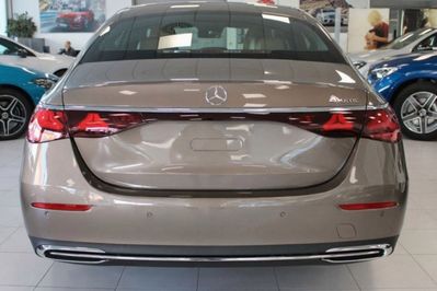 Mercedes Klasa E 200  4-Matic Avantgarde