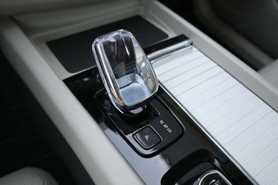 Volvo XC60 T6 Plug-In Hybrid AWD Plus Bright