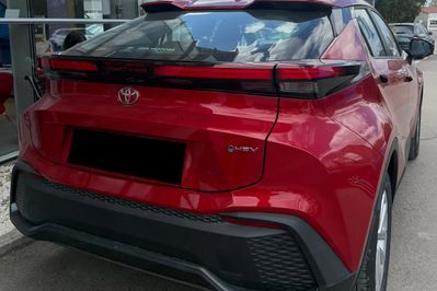 Toyota C-HR Comfort 1.8 Hybrid