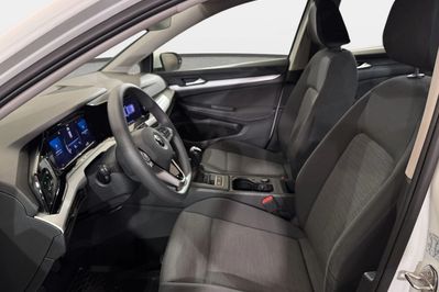Volkswagen Golf 1.0 TSI