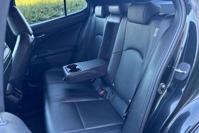 Lexus UX 250h GPF F Sport Design 2WD