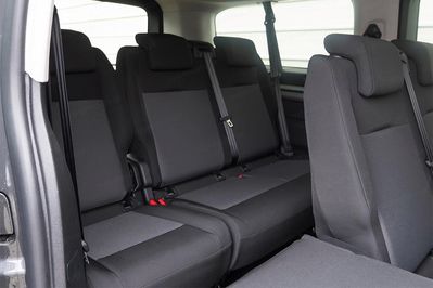 Opel Zafira Life Extra Long L2H1 Business AT8
