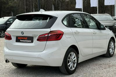 BMW Seria 2 216d aut
