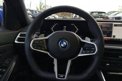 BMW Seria 3 330e PHEV xDrive M Sport aut