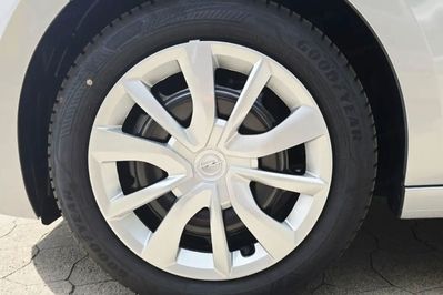 Opel Corsa Edition 1.2 Turbo