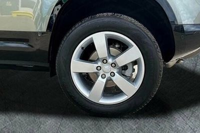 Land Rover Defender 110 D250 X-Dynamic SE