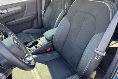 Volvo XC40 B3 Plus Dark aut