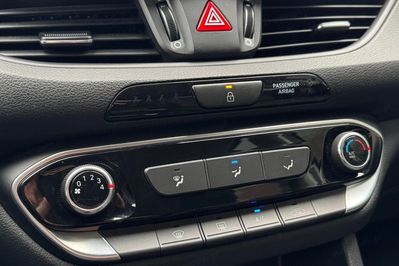 Hyundai i30 1.5 T-GDI Modern