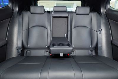 Lexus UX 300h F Sport AWD