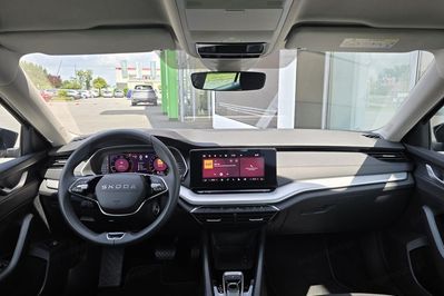 Skoda Octavia mHEV Selection DSG