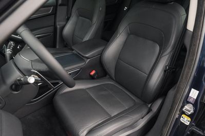 Jaguar F-Pace 2.0 D200 Mhev Awd Se