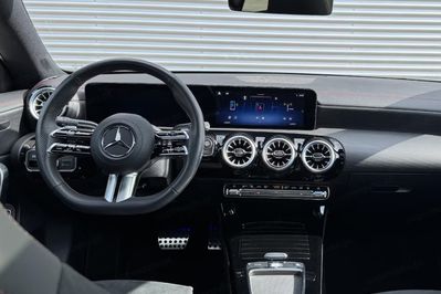 Mercedes Klasa A 200 AMG Line