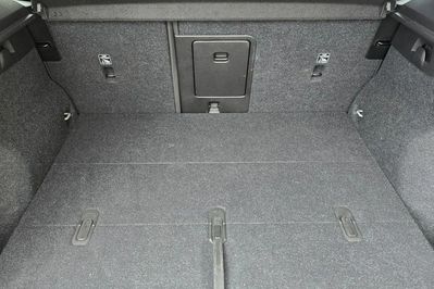 Volvo XC40 73kWh P6 Recharge Plus aut