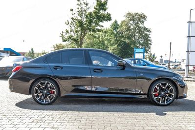 BMW Seria 3 330i xDrive M Sport