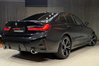 BMW Seria 3 330i xDrive M Sport