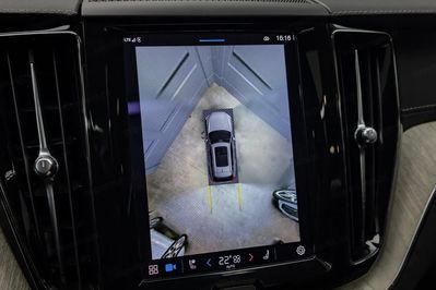 Volvo XC60 T6 Plug-In Hybrid AWD Plus Bright