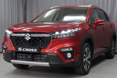 Suzuki S-Cross 1.4 SHVS Elegance 4WD