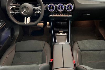 Mercedes GLA 220  4-Matic AMG Line