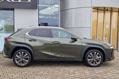 Lexus UX 300h F Sport Design Hybrid Dynamic Force