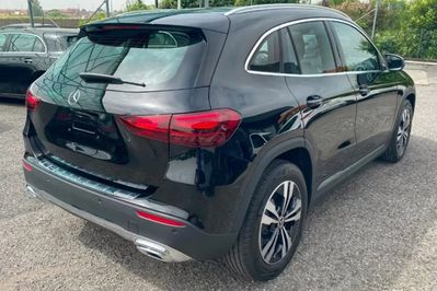 Mercedes GLA 180 d Progressive