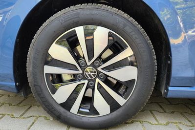 Volkswagen Golf VIII 2.0 TDI Life DSG