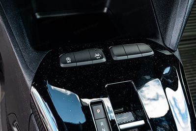 Opel Corsa GS 1.2 T Hybrid eDCT