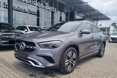 Mercedes GLA 220  4-Matic Progressive