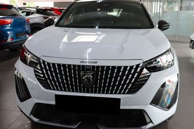 Peugeot 2008 GT e-DCS 1.2 mHEV