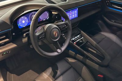 Porsche Macan 4