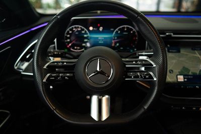 Mercedes Klasa E Kombi 220 d 4MATIC AMG Line