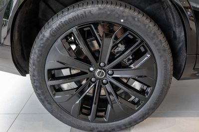 Volvo XC90 T8 AWD Plug-In Hybrid Ultra Black Edition 7os