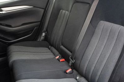Mazda 6 2.0 Center-Line