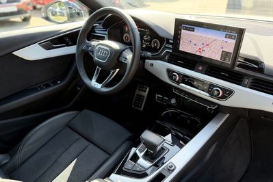 Audi A4 Avant 40 TFSI quattro S Line