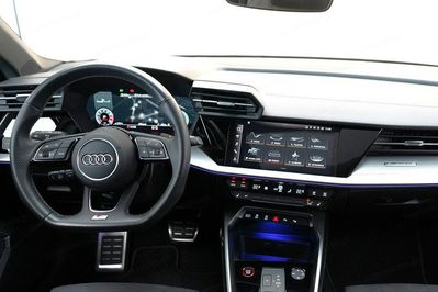 Audi A3 S3 TFSI quattro S tronic