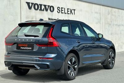Volvo XC60 B5 B AWD Plus Dark