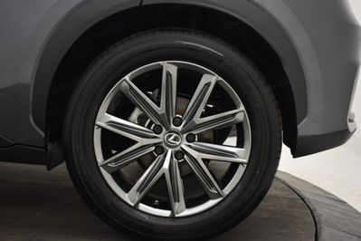Lexus LBX Elegant 1.5 Hybrid