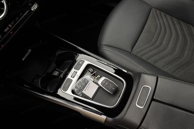 Mercedes GLB 200