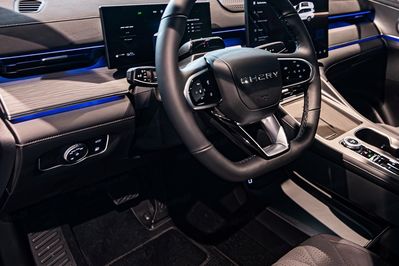 Chery TIGGO 8 PRESTIGE 1.6 T-GDI DCT