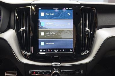 Volvo XC60 B5 B AWD Plus Dark