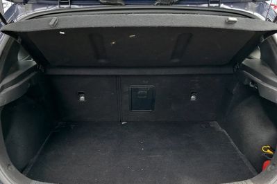 Hyundai i30 1.5 DPI Smart