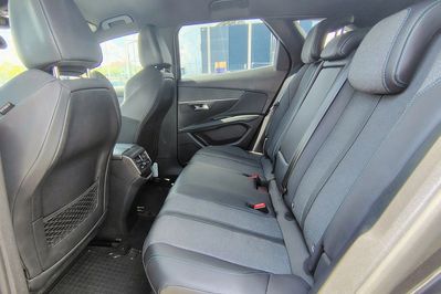 Peugeot 3008 1.2 Puretech Active Pack S&S EAT8