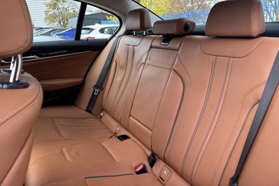 BMW Seria 5 530i xDrive Luxury Line