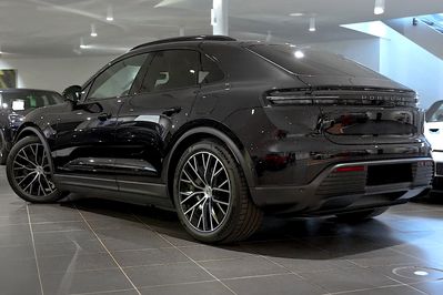 Porsche Macan 4