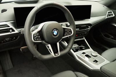 BMW Seria 3 330i xDrive M Sport