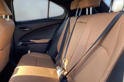 Lexus UX 250h F Sport Design 2WD