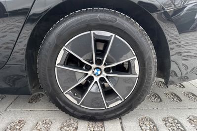 BMW Seria 3 318i