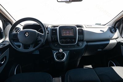 Renault Trafic Grand L2H1 Kombi