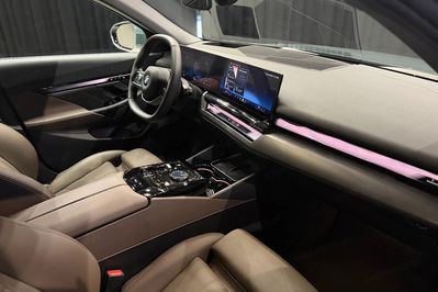 BMW Seria 5 520d mHEV aut